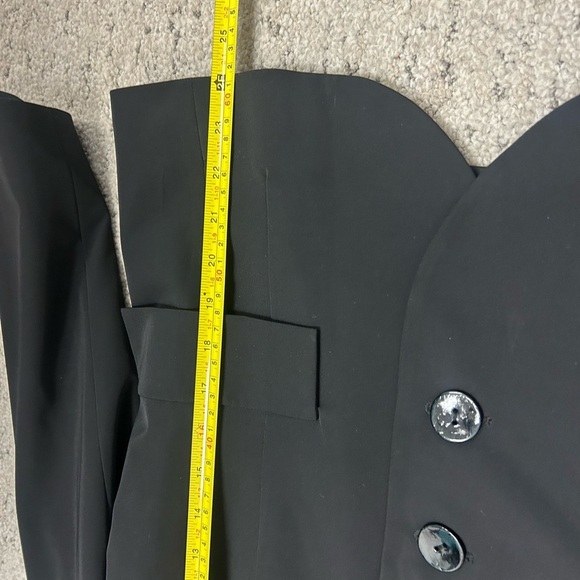 Zenobia size 12 EUC wool blend Black Professional Jacket- sharp corner detail - Picture 8 of 13